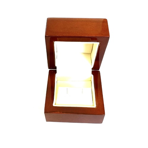 Wood Earring Box Brown/Cream