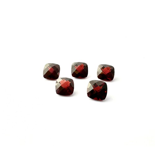 Garnet Checkerboard Stone 8x8mm