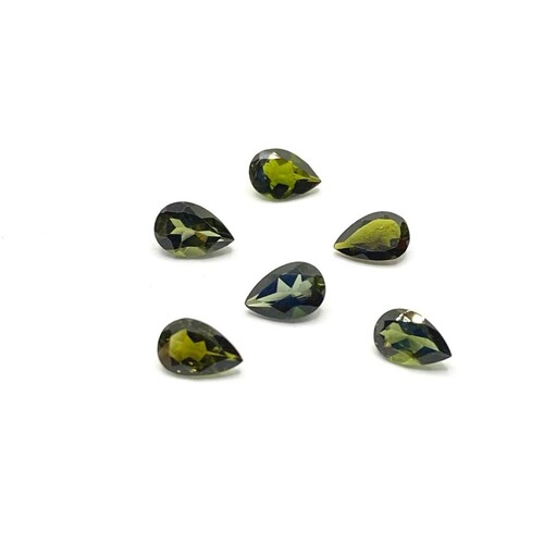 Tourmaline Deep Green Yellow Pear 6x4